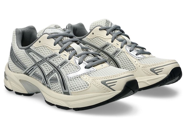 銀色球鞋推薦10：asics GEL-1130跑鞋