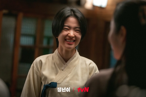 11月韓劇演員品牌評價TOP10!《正年》鄭恩彩第4輸《來自地獄的法官》朴信惠,冠軍是她