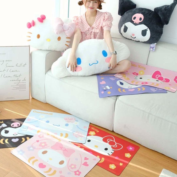 7-11「三麗鷗聖誕禮物趴」登場！酷洛米巨型抱枕、KITTY達摩撲滿、聖誕樹小夜燈超欠收