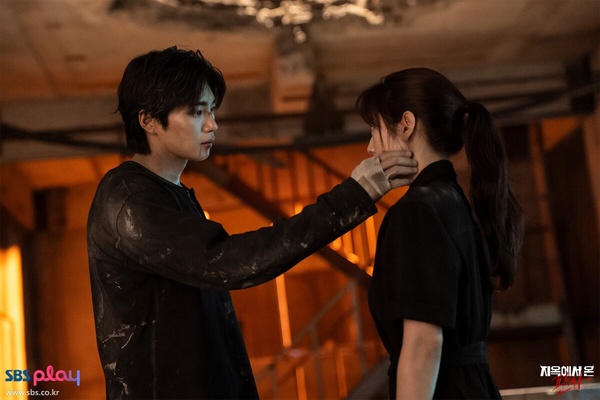 外網票選「2024最好看韓劇」TOP10!《來自地獄的法官》第5輸《背著善宰跑》,冠軍好意外