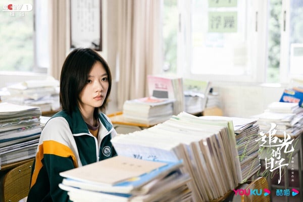 「低分劇比例最高」陸劇95花TOP10！虞書欣落榜，《珠簾玉幕》趙露思第2，冠軍真的勸退