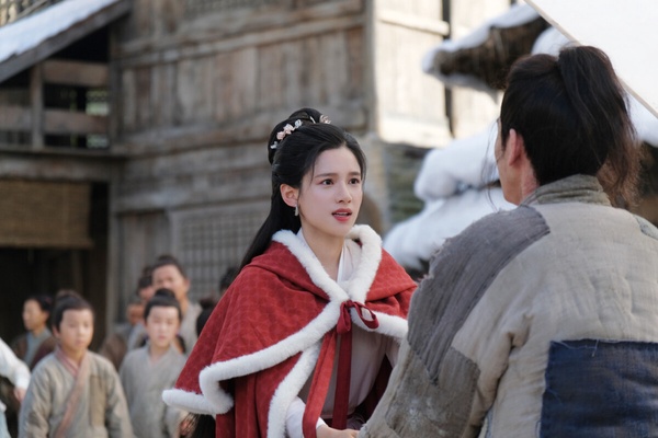 「低分劇比例最高」陸劇95花TOP10！虞書欣落榜，《珠簾玉幕》趙露思第2，冠軍真的勸退