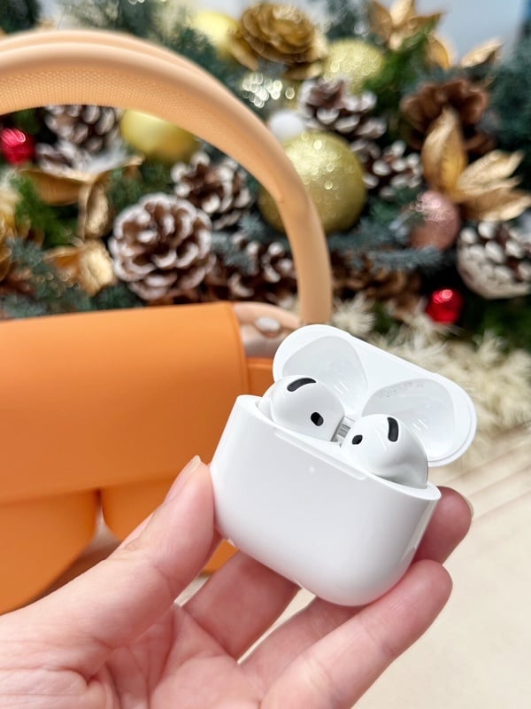 聖誕禮物推薦3. Apple AirPods 4