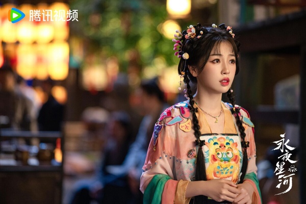 古裝劇9個麻花辮造型!《珠簾玉幕》趙露思甜，劉亦菲、熱巴美，楊穎這套卻狠狠拉低顏值