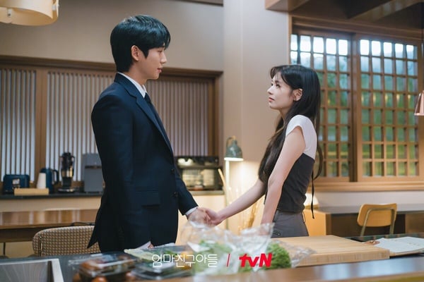 日網票選近5年最好看愛情韓劇TOP10!《社內相親》第5輸《女神降臨》，冠軍一看停不下來