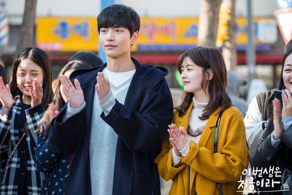日網票選近5年最好看愛情韓劇TOP10!《社內相親》第5輸《女神降臨》，冠軍一看停不下來