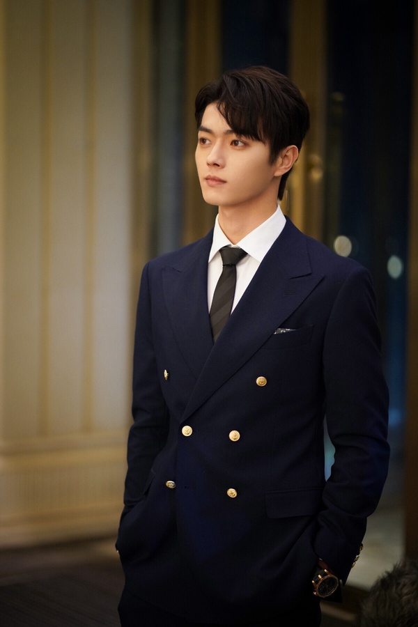 2024陸劇10個一面倒好評「神仙選角男主」!《永夜星河》丁禹兮演活角色，第9位真演得好