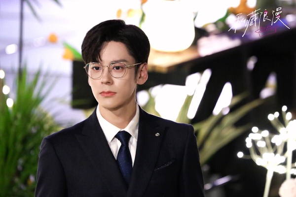 2024陸劇10個一面倒好評「神仙選角男主」!《永夜星河》丁禹兮演活角色，第9位真演得好