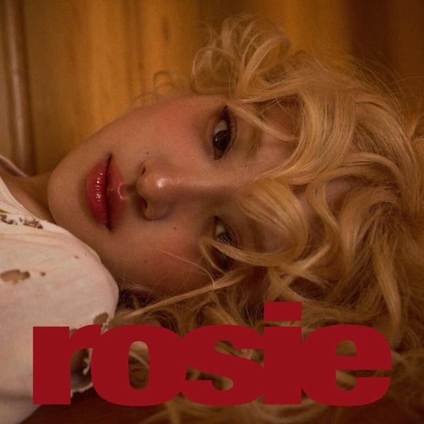 Rosé個人專輯《rosie》發布！日記般描述自己脆弱的一面：我也是個普通的20幾歲女孩