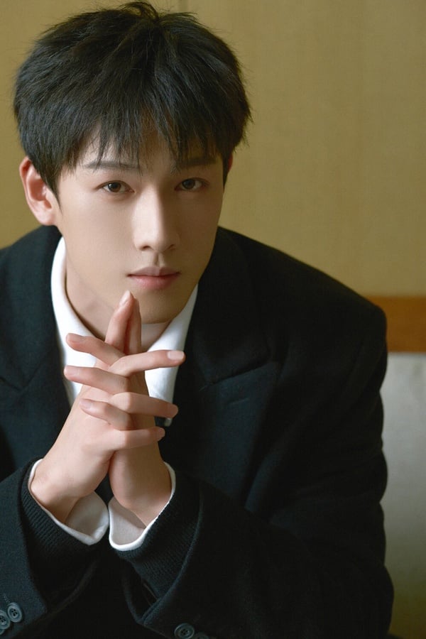 陸劇《九重紫》古裝男神李昀銳5件事！憑《星漢燦爛》男二爆火，私下是愛運動學霸！