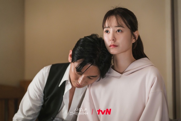 近期韓劇IMDb排行TOP8！《照明商店》第7輸《現在撥打的電話》，冠軍是8.4分無名黑馬劇