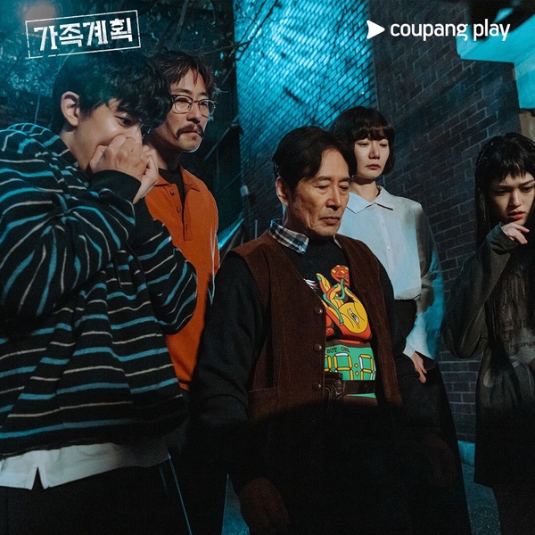 近期韓劇IMDb排行TOP8！《照明商店》第7輸《現在撥打的電話》，冠軍是8.4分無名黑馬劇