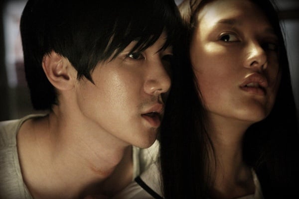 《現在撥打的電話》柳演錫10件事！戲外也是學霸，是女團大叔飯，曾秘戀金智媛兩年？