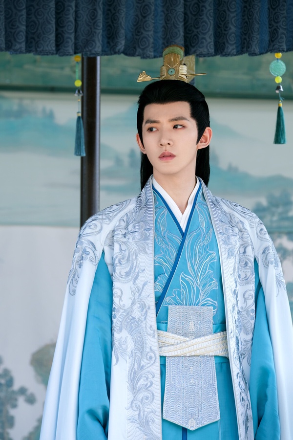 能接棒肖戰嗎?陸劇9位「古裝一面倒好評」新晉美男!《九重紫》李昀銳迷人，第9位真的帥