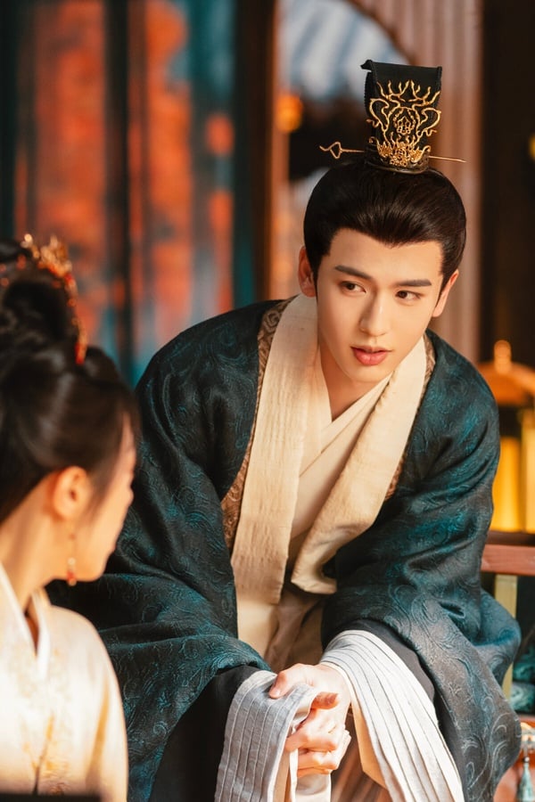 能接棒肖戰嗎?陸劇9位「古裝一面倒好評」新晉美男!《九重紫》李昀銳迷人，第9位真的帥