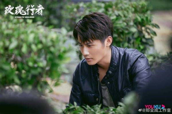 《蜀錦人家》鄭業成7件事！當過成龍替身，有演技沒資源，新劇《明月蒼茫》合作彭小苒