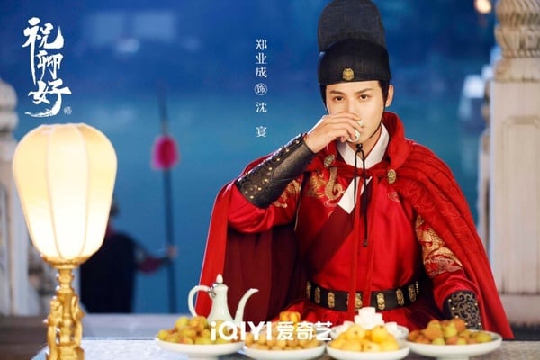 《蜀錦人家》鄭業成7件事！當過成龍替身，有演技沒資源，新劇《明月蒼茫》合作彭小苒