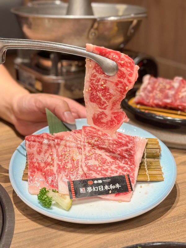 全台10大和牛吃到飽餐廳人氣TOP10：有之和牛、新馬辣都上榜，年末聚餐爽吃首選！