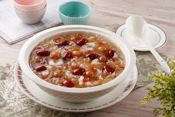 2025年夜飯菜單推薦！精選20道年夜飯菜色、寓意與禁忌
