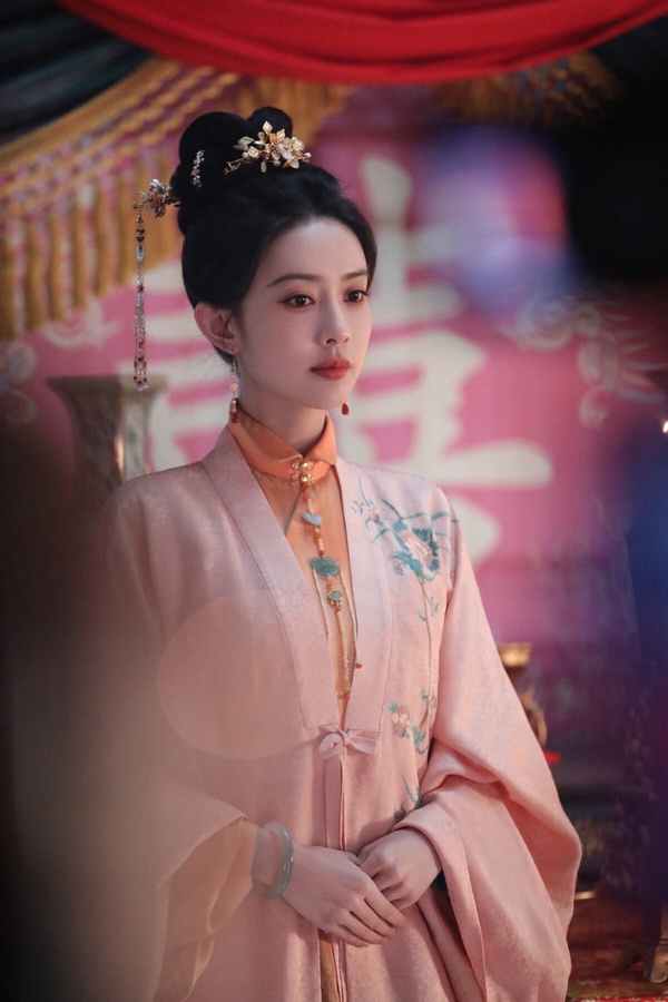 網評2024陸劇「令人驚喜」演員TOP10！王星越第五，《九重紫》李昀銳第四，冠軍真迷人