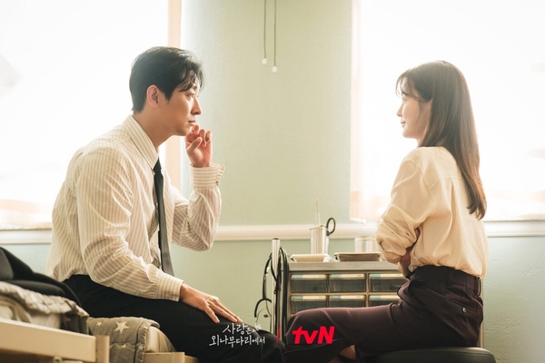 12月韓劇「收視排行」TOP7！《現在撥打的電話》第3輸《玉氏夫人傳》，冠軍唯一衝破10%