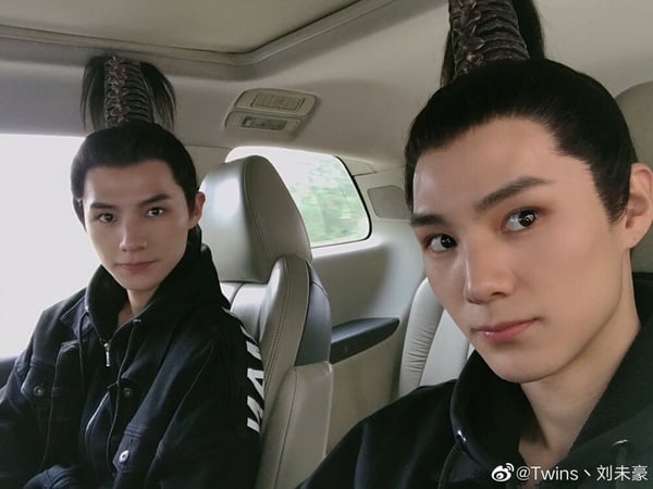 陸劇《九重紫》9位古裝男神穿時裝！李昀銳、全伊倫身材好，他們竟然是雙胞胎！