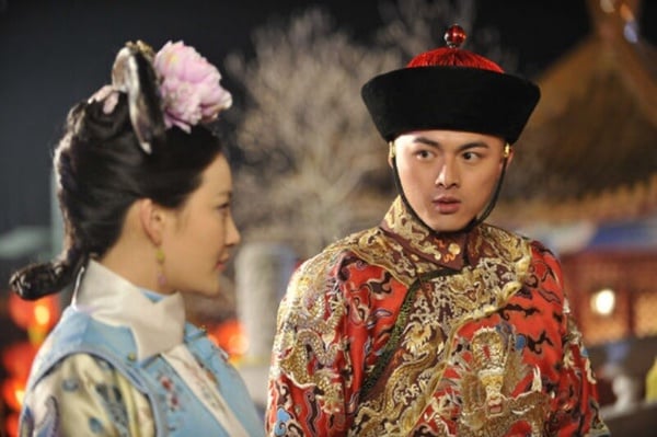 陸劇《九重紫》9位古裝男神穿時裝！李昀銳、全伊倫身材好，他們竟然是雙胞胎！