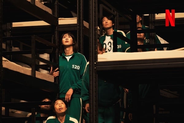 《魷魚遊戲2》網友評價兩極：第二季劇情拖、沒第一季精彩，T.O.P「本色出演」挨轟！