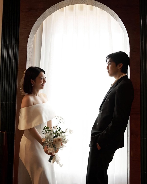 焦凡凡、婁峻碩結婚了！超唯美婚紗照曝光，甜喊「合作愉快！婁先生、婁太太」