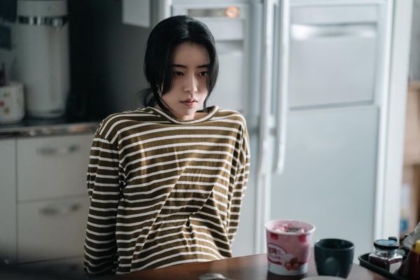 《魷魚遊戲2》曹柔理懷孕撐到最後！盤點8個「最強孕婦」：《屍速列車》鄭裕美跑贏喪屍