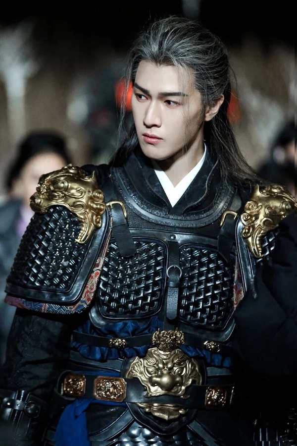 《九重紫》李昀銳6套古裝造型!《星漢燦爛》帥度不輸男主，《為有暗香來》演男四獲好評