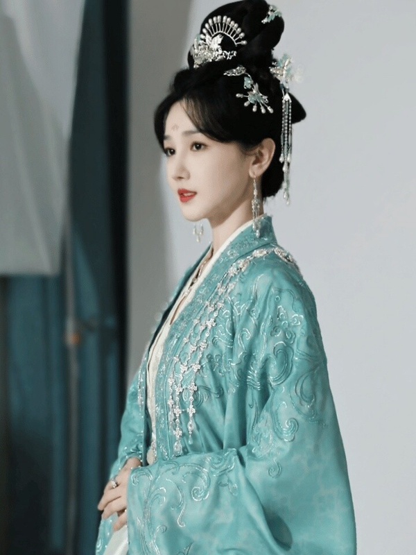 《大奉打更人》9位古裝美人！田曦薇可愛靈動，陳小紜演第一美人，姜貞羽花魁造型美翻
