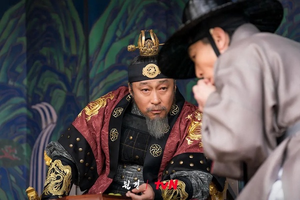 網議1月「最期待韓劇」TOP6！《揭密最前線》第3輸李敏鎬《問問星星吧》，冠軍全網期待