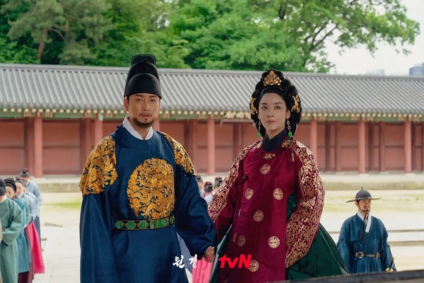 網議1月「最期待韓劇」TOP6！《揭密最前線》第3輸李敏鎬《問問星星吧》，冠軍全網期待