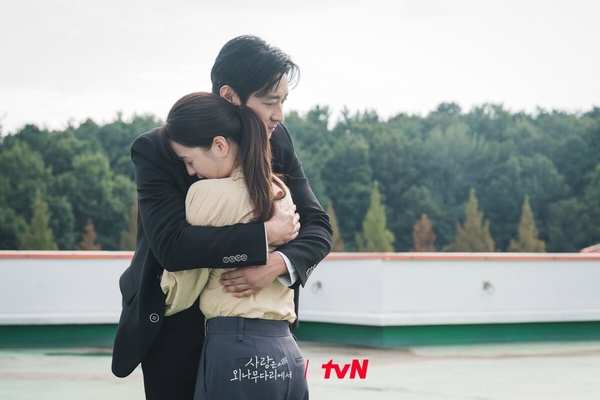 近期韓劇「搜尋度」TOP10！《現在撥打的電話》第3輸《玉氏夫人傳》，冠軍斷層第1