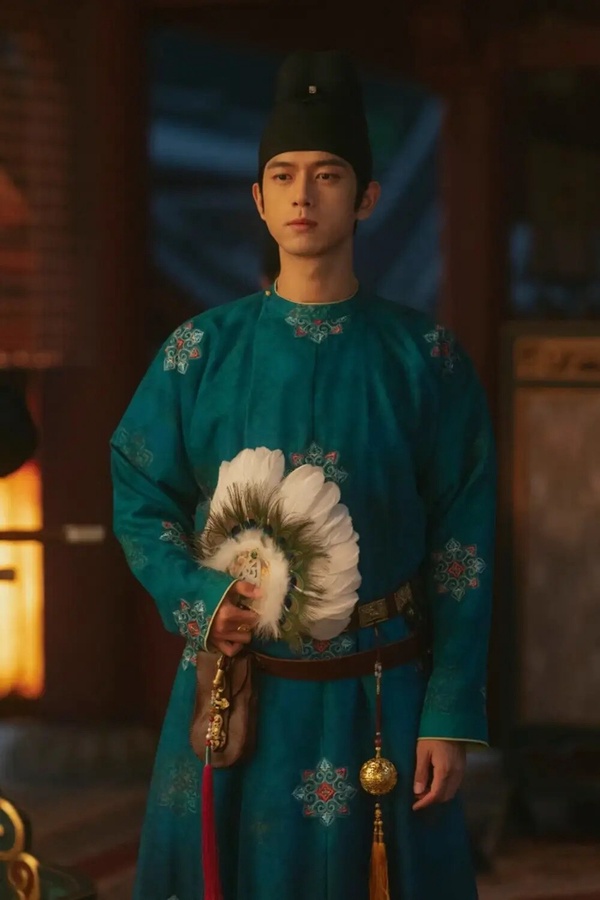 《國色芳華》&amp;amp;amp;amp;amp;amp;amp;《白月梵星》古裝美男PK！李現帥氣，常華森、全伊倫顏值不輸男主！