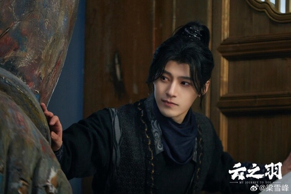 《國色芳華》&amp;amp;amp;amp;amp;amp;《白月梵星》古裝美男PK！李現帥氣，常華森、全伊倫顏值不輸男主！