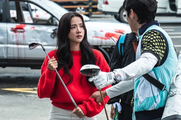 《新烏托邦》劇情、角色介紹:《殺人者的購物中心》編劇新作，Jisoo為戲上特技學校！