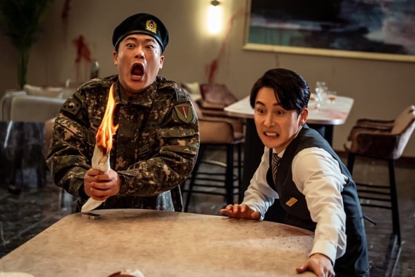 《新烏托邦》劇情、角色介紹:《殺人者的購物中心》編劇新作，Jisoo為戲上特技學校！