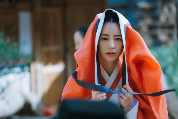 1月「韓劇演員」話題度TOP10！《問問星星吧》李敏鎬第9輸T.O.P，冠軍是「他」不意外！