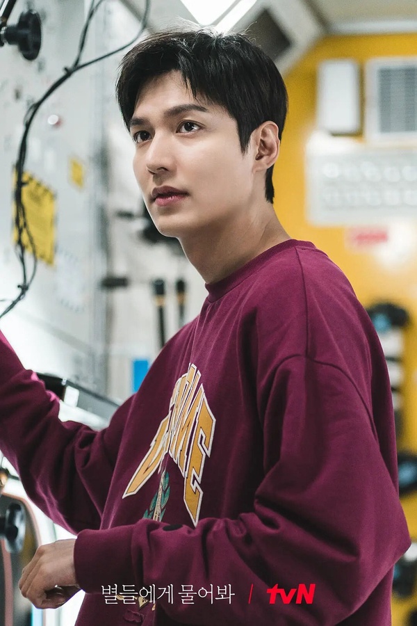韓網熱議2025最期待韓劇男主角TOP10！朴寶劍輸《問問星星吧》李敏鎬第2，冠軍引爆期待