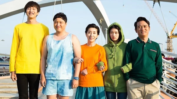 網推8部「一追停不下來」Netflix韓劇！《機智醫生生活》必追，第2部是埋沒的隱藏神劇