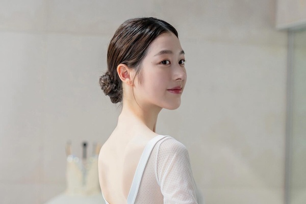 「人生要浪費在喜歡的事物上。」——10個溫柔人生哲學，帶你找回最初的自己。