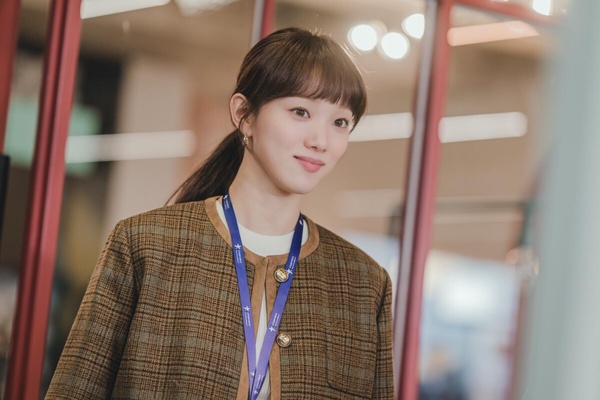 「人生要浪費在喜歡的事物上。」——10個溫柔人生哲學，帶你找回最初的自己。