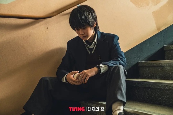 網推8部「一集入坑」韓劇！李浚赫《我的完美秘書》一追入迷，最後2部從頭到尾都完美！