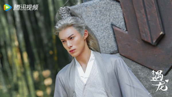 陸劇9男星曾被罵「古裝醜男」！王鶴棣、《國色芳華》李現沒逃過，第9位美男真被埋沒了