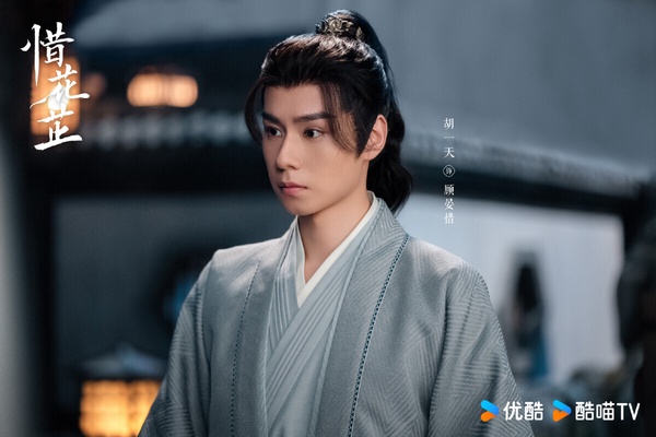 陸劇9男星曾被罵「古裝醜男」！王鶴棣、《國色芳華》李現沒逃過，第9位美男真被埋沒了