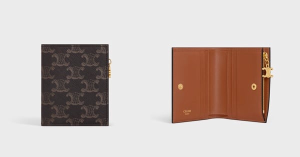 2025短夾推薦25：CELINE TRIOMPHE吊飾標誌印花短款錢包，NT$20,500
