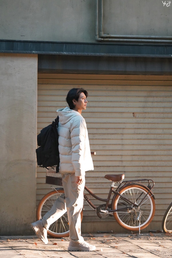 8位「身高180以上」韓劇男神！《我的完美秘書》李浚赫181算矮了，他高到朴敏英親不到