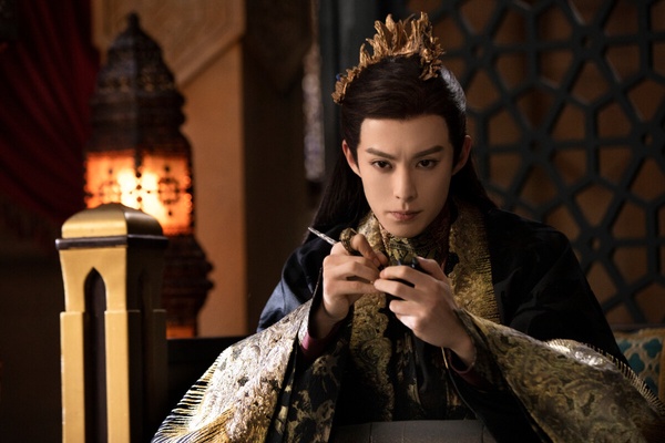「低分劇比例最高」陸劇95生TOP10！吳磊在後排，《大奉打更人》王鶴棣第三，冠軍是他